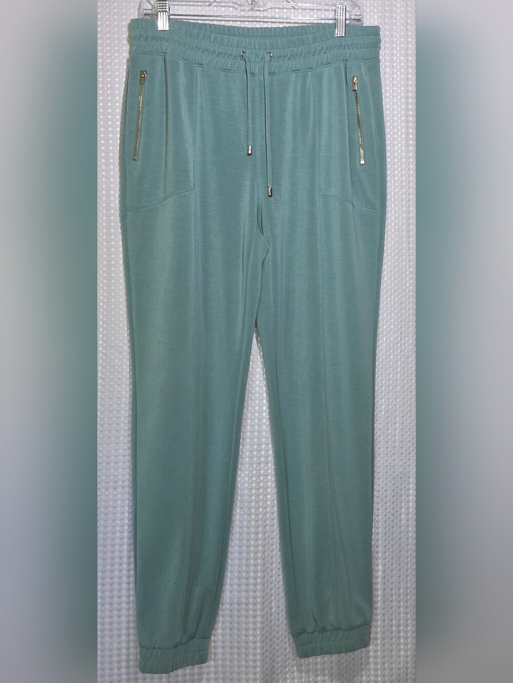 Chico’s Zenergy Sage Joggers Size 1R|M|8-10 | Soft Luxe Lounge Pants Athleisure - Picture 5 of 9